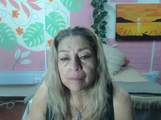 valeria-sexy webcam