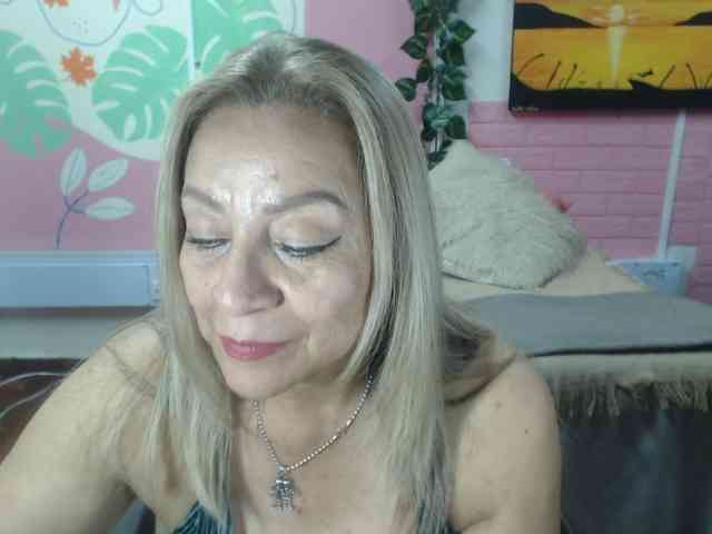 valeria-sexy webcam