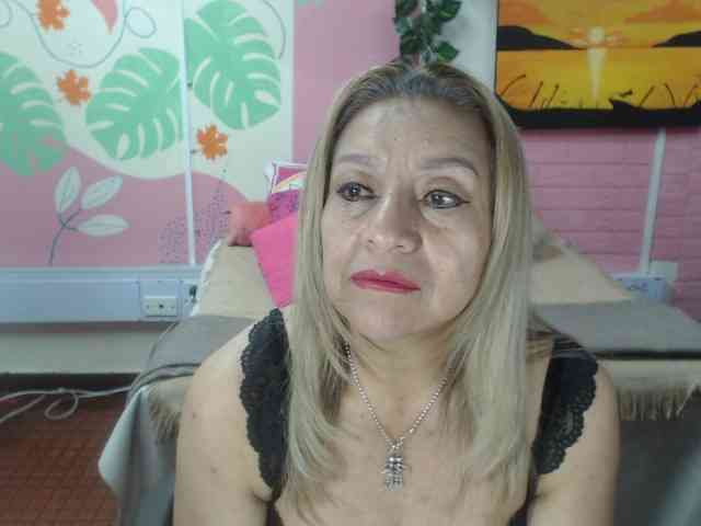 valeria-sexy webcam