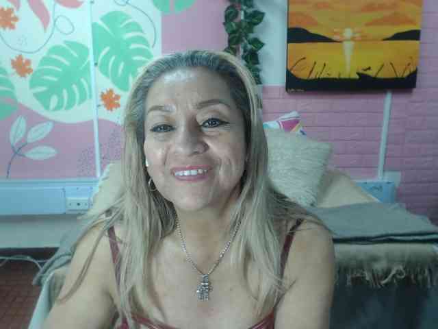 valeria-sexy