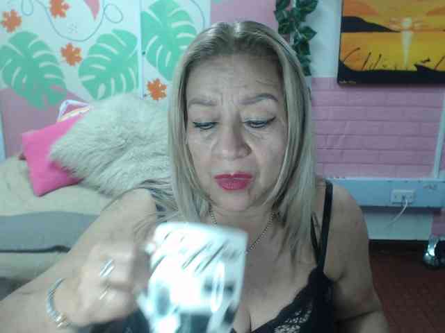 valeria-sexy webcam