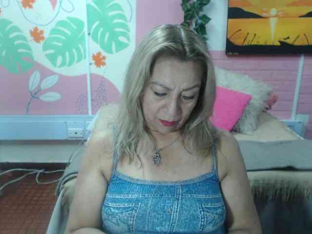 valeria-sexy webcam