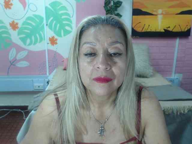 valeria-sexy webcam
