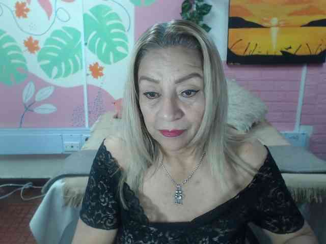 valeria-sexy webcam