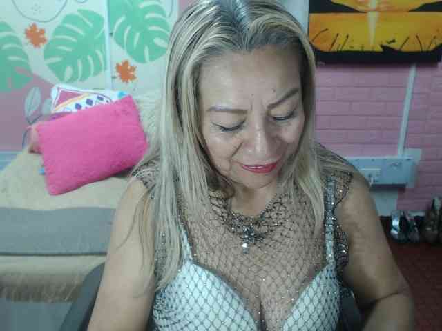valeria-sexy webcam