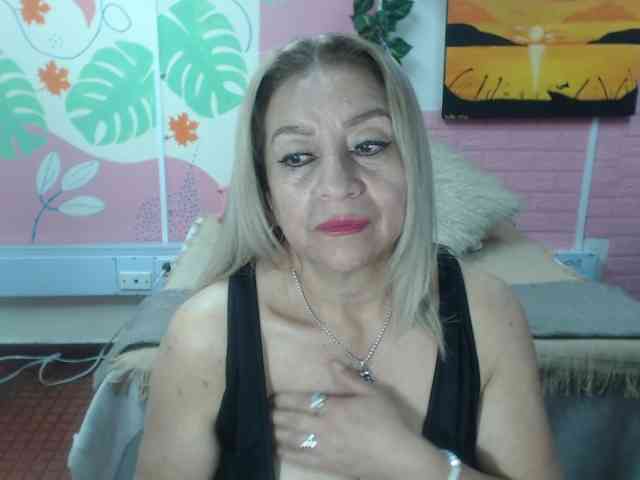 valeria-sexy webcam