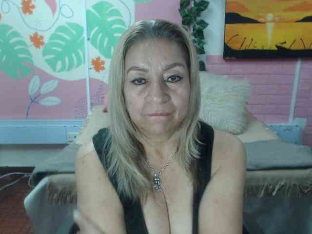 valeria-sexy webcam