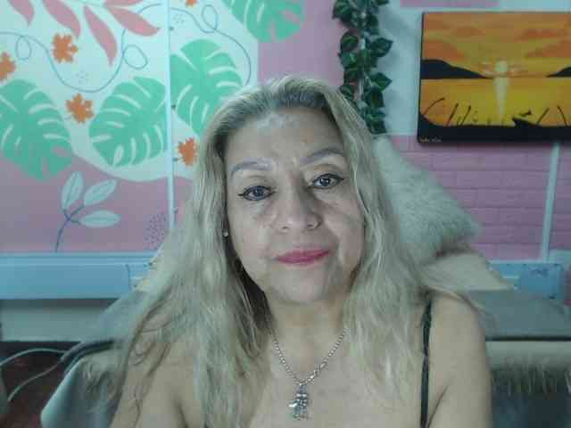 valeria-sexy webcam