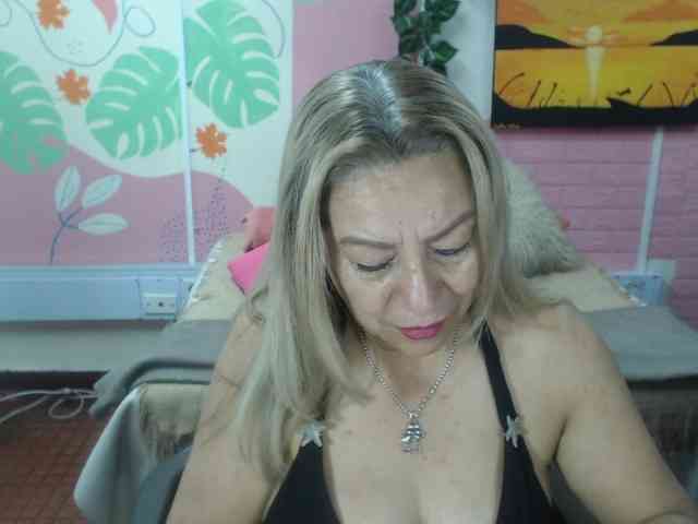valeria-sexy webcam