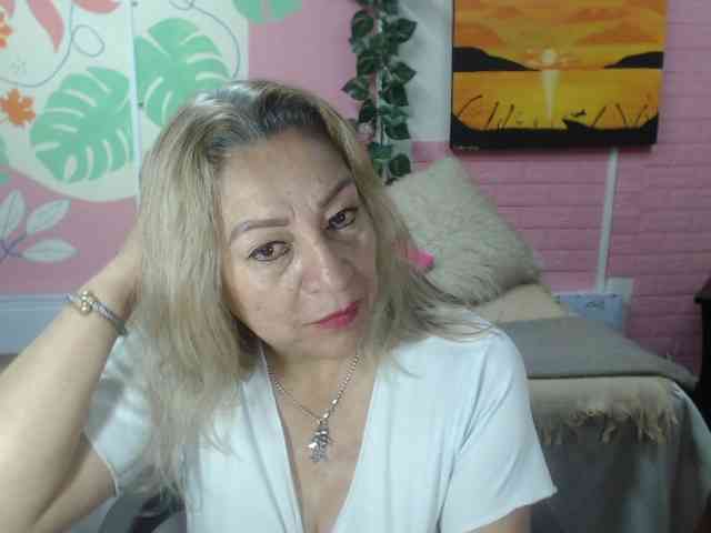 valeria-sexy webcam
