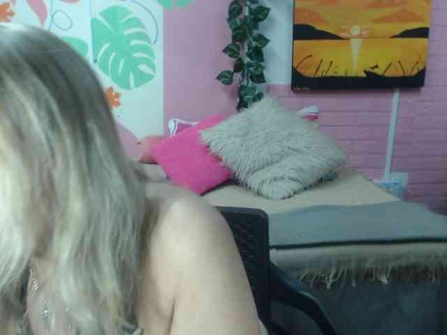 valeria-sexy webcam