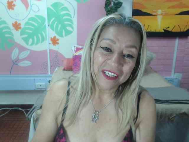 valeria-sexy webcam
