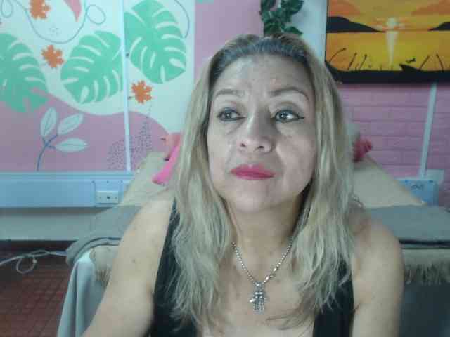 valeria-sexy webcam