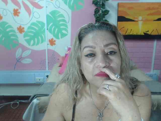 valeria-sexy webcam
