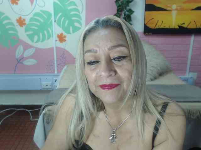 valeria-sexy webcam