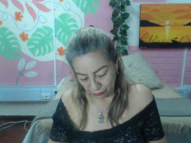 valeria-sexy webcam