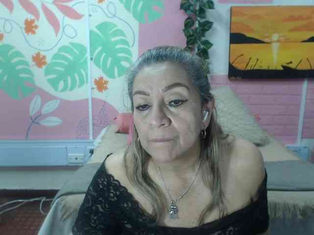valeria-sexy webcam