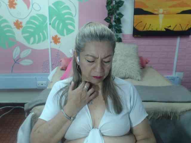 valeria-sexy webcam