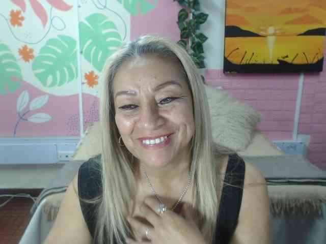 valeria-sexy webcam