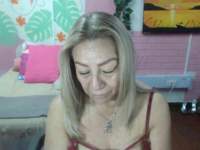 valeria-sexy webcam