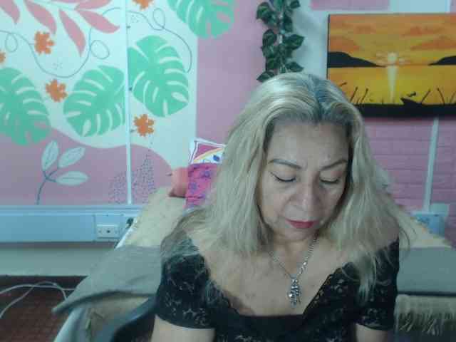 valeria-sexy webcam