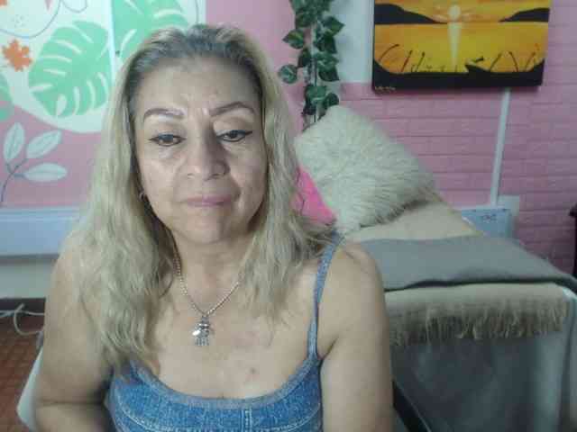 valeria-sexy webcam