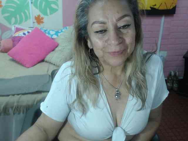 valeria-sexy webcam