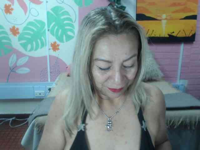 valeria-sexy webcam