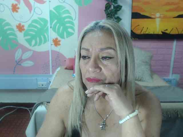 valeria-sexy webcam