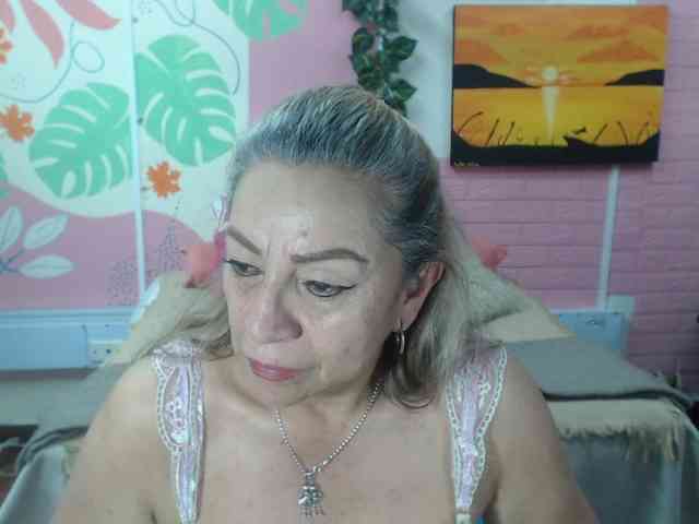 valeria-sexy webcam