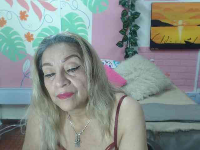 valeria-sexy webcam