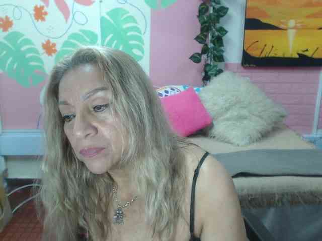 valeria-sexy webcam