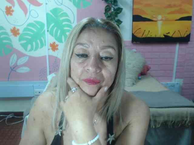 valeria-sexy webcam