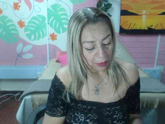 valeria-sexy
