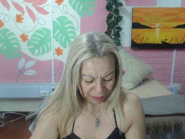 valeria-sexy webcam