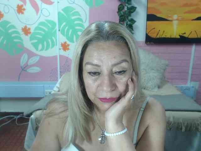 valeria-sexy webcam