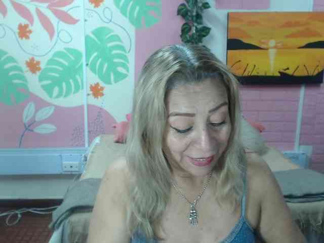 valeria-sexy webcam