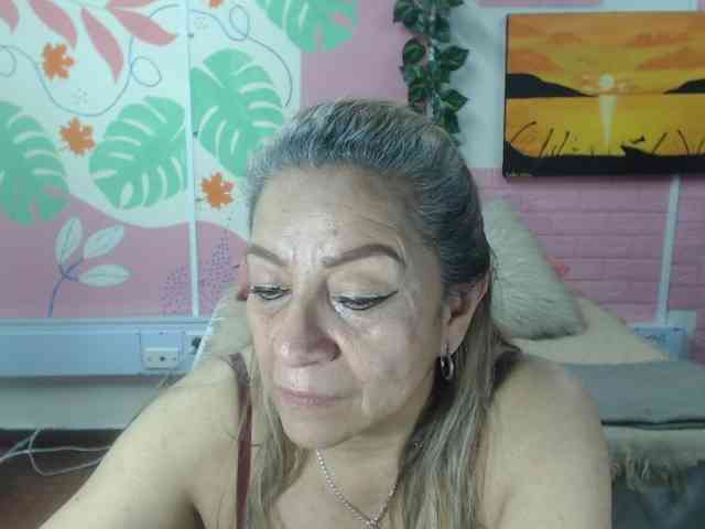 valeria-sexy webcam