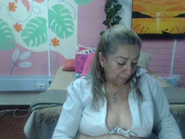 valeria-sexy webcam
