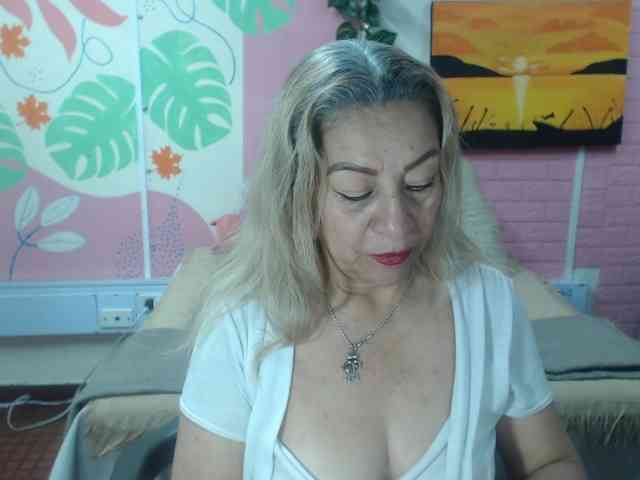 valeria-sexy webcam