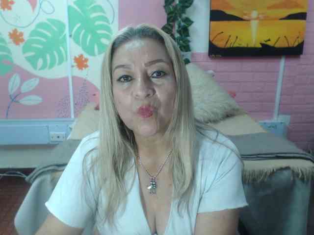 valeria-sexy webcam