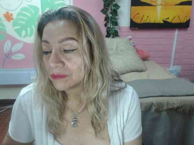 valeria-sexy webcam