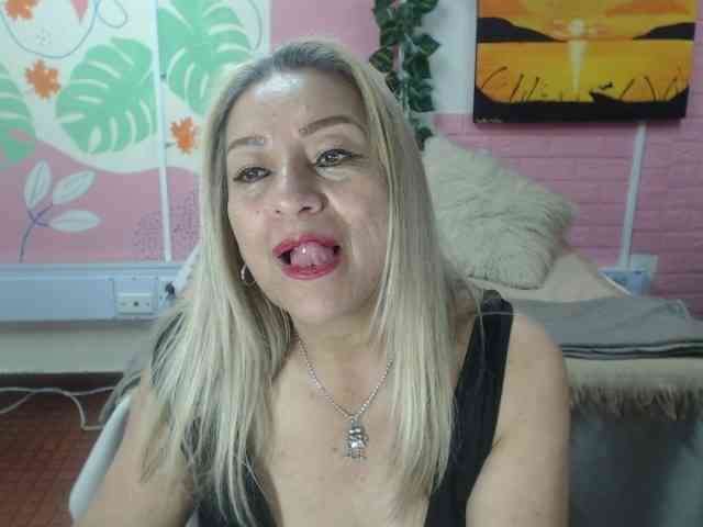 valeria-sexy webcam