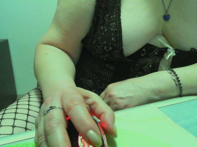 Vyka-Vyka live cam on BongaCams
