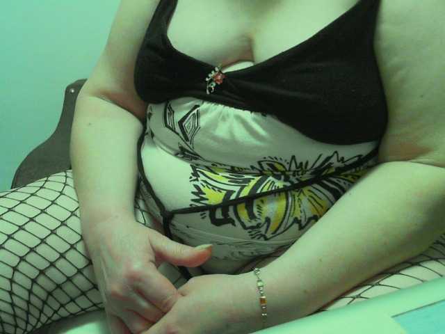 Vyka-Vyka live cam on BongaCams