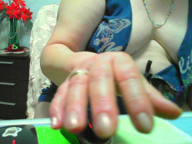 Vyka-Vyka live cam on BongaCams
