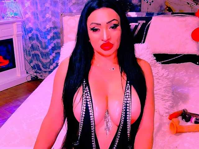 AliyaMoon live cam on BongaCams