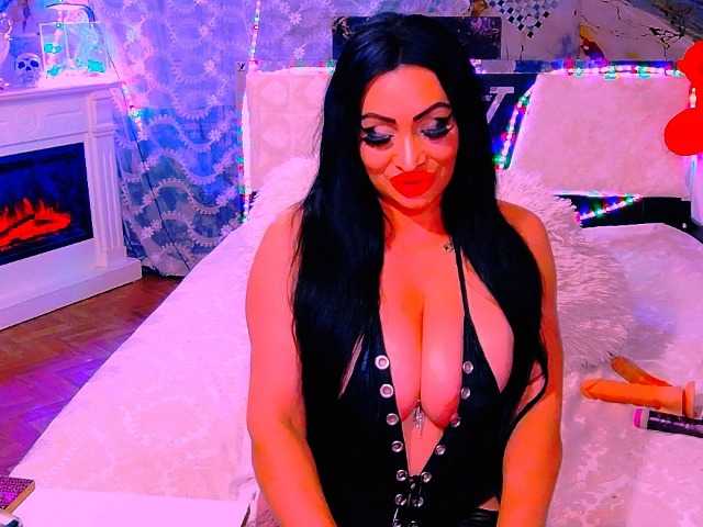AliyaMoon live cam on BongaCams