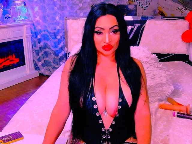 AliyaMoon live cam on BongaCams