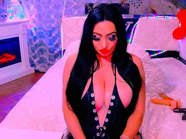 AliyaMoon webcam